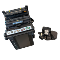 Used fusion splicer, 70S, 3,718 splices, manufactured in 2015, includes CT-30 Cleaver, Fujikura