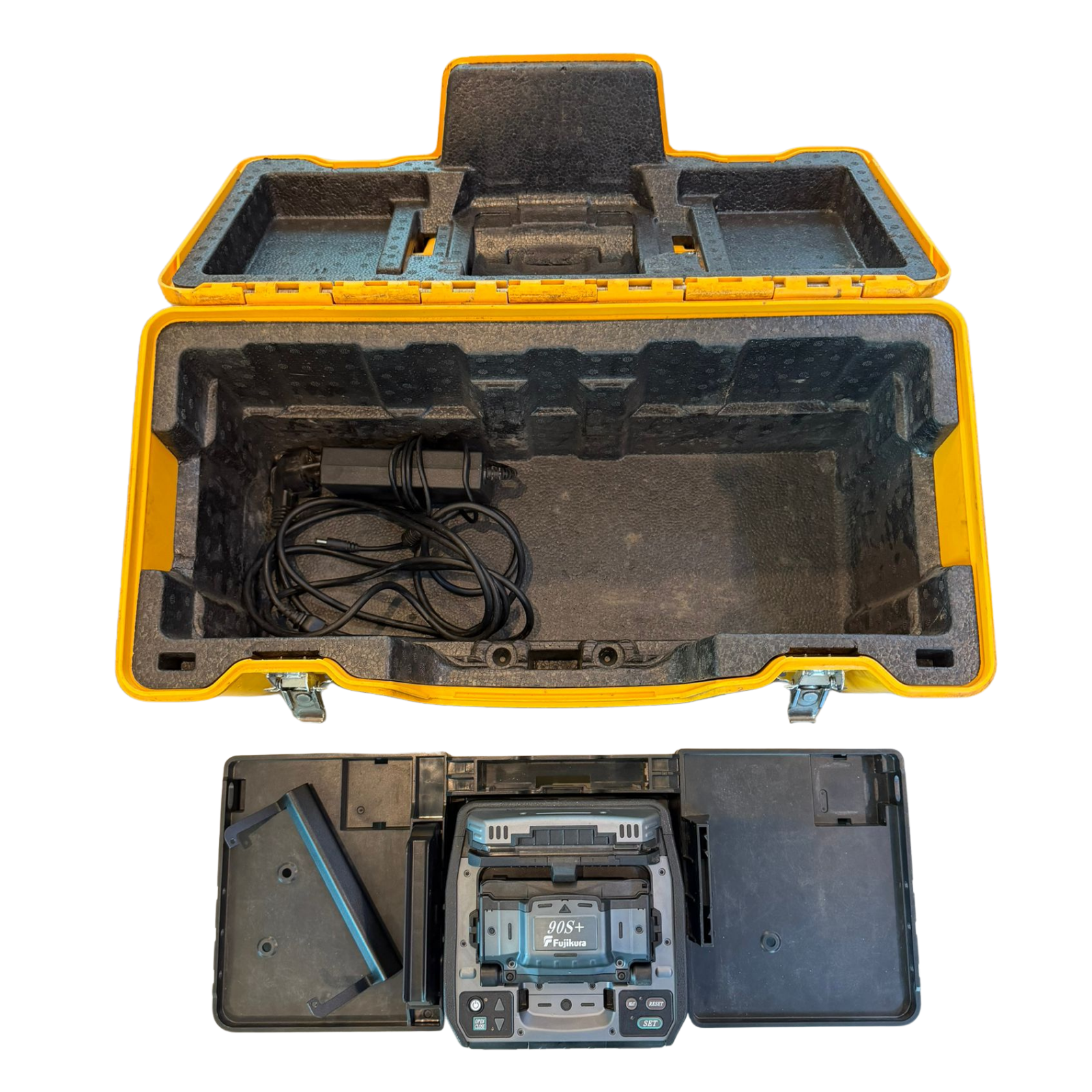 Used fusion splicer, 90S+, 695 splices, manufactured in 2022, Fujikura