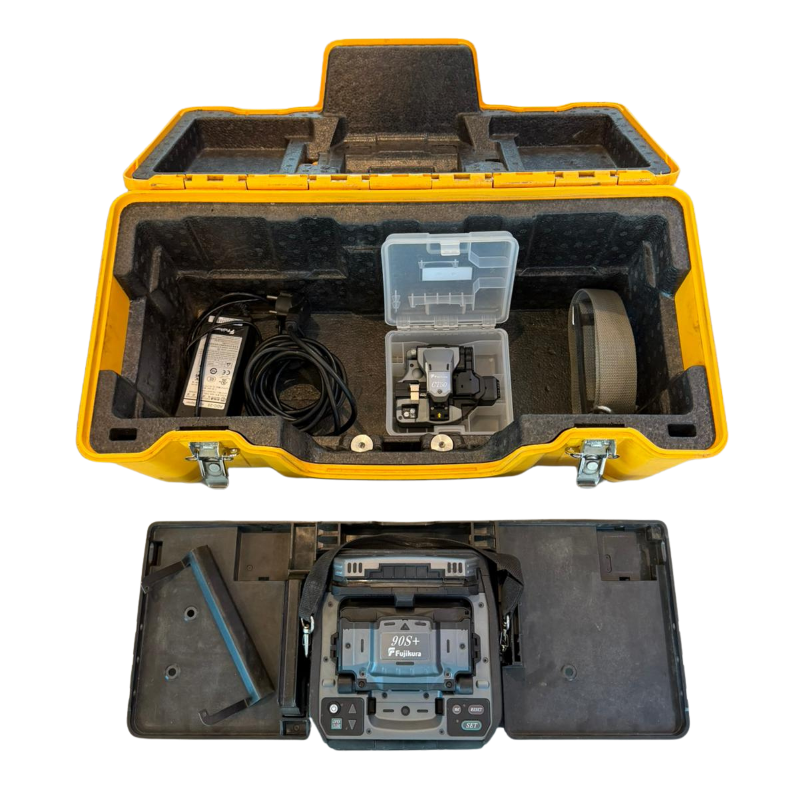 Used fusion splicer, 90S+, 11,214 splices, manufactured in 2022, includes CT-50 Cleaver, Fujikura